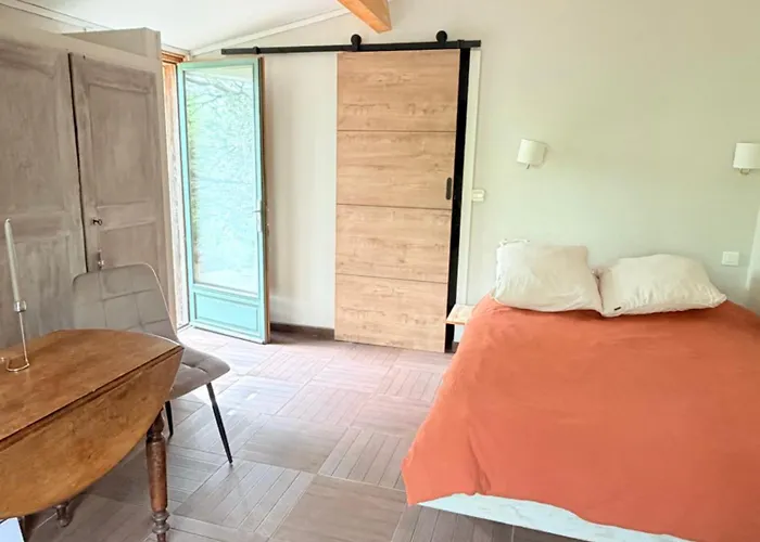 Les Terrasses D'héric 3* Mons (Herault)